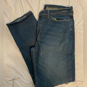 Levi’s 514 straight fit jeans